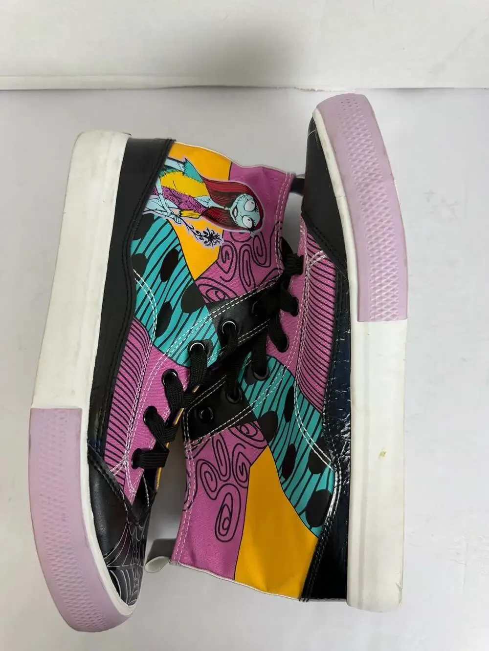 Ground Up The Nightmare Before Christmas High Top Sneakers Size 8
